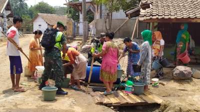 Kesulitan Air Bersih, TMMD ke 106 Kodim 0603/Lebak Bantu Warga Lebak