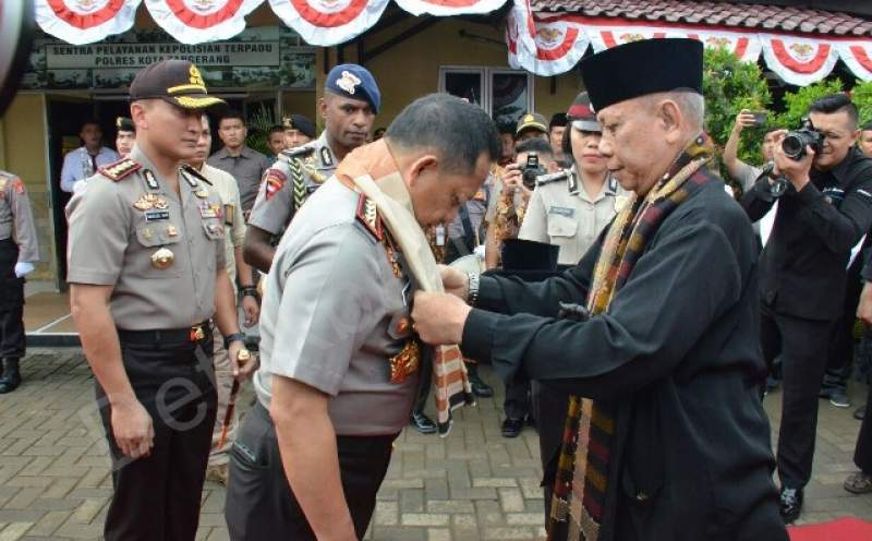 Kunjungi Polresta Tangerang, Kapolri Dinobatkan menjadi Jawara Banten