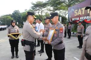 3 Personel Polresta Tangerang Diganjar Penghargaan