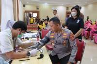 Rayakan Hari Polda Metro Jaya, Kapolres Metro Tangerang Kota dan anggota Ikuti Donor Darah