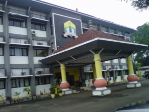 Dianggap Tidak Tegas, FPI Bilang Pemkot Serang Banci