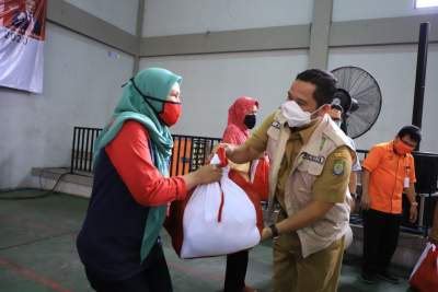 Pemkot Tangerang, Mulai Salurkan Bantuan Sembako Dari Pemerintah Pusat