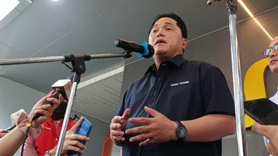 Menteri BUMN, Erick Thohir, saat pemaparan di RSPP Jakarta, terkait tragedi Depo Pertamina Plumpang, Jakarta.