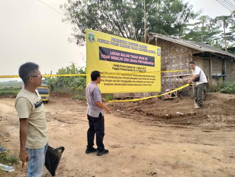 Penutupan Galian Tanah Ilegal di Kronjo Dinilai Tebang Pilih