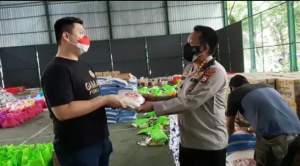 Sebanyak 2 ton beras diterima Polda Banten dari Gama Group Banten