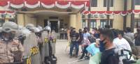 Unjuk Rasa Pilkada Anarkis, Tim Raimas Maju dan Turunkan Mobil AWC