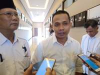 Abdul latif saat memaparkan visi misi di partai Gerindra Banten