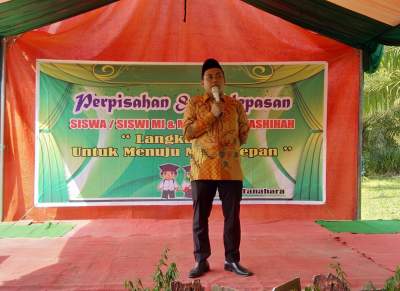 Ketua DPD BKPRMI Hadiri Perpisahan di Yayasan Ponpes Daaruttashihah