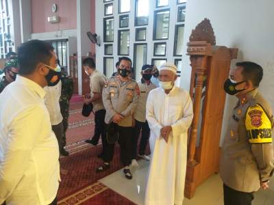 Membakar Mushaf Al Quran di Mesjid, Pria ODGJ Diamankan Polisi