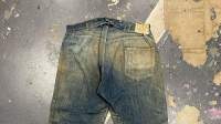 Wow! Celana Jeans Levi&rsquo;s Berusia 140 Tahun Ditemukan di Tambang Tua