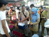 Dinkes saat sidak ke Pasar Lama