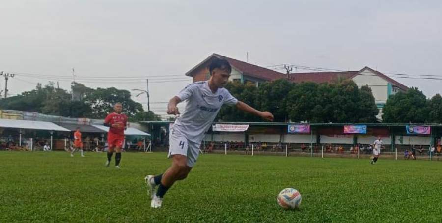 Gelandang Unico FC, Jery yang membawa kemenangan telak bagi kesebelasannya 13-0 atas Hanoi FC.