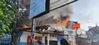 Tabung Gas Bocor, Ruko di Jurbar Terbakar