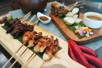 Makan Sate Sepuasnya di Swiss-Belhotel Airport