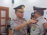 Kapolres Metro Tangerang Kombes Harry Kurniawan melantik Kapolsek Ciledug dan Sepatan