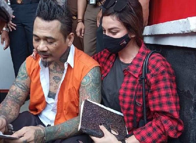  I Gede Aryastina dan Nora Alexandra. (net)