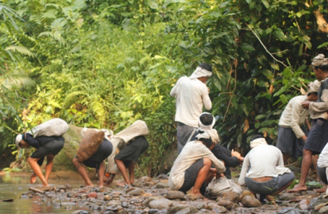 Ritual Damarwilis, Bebersih Suku Baduy Dalam