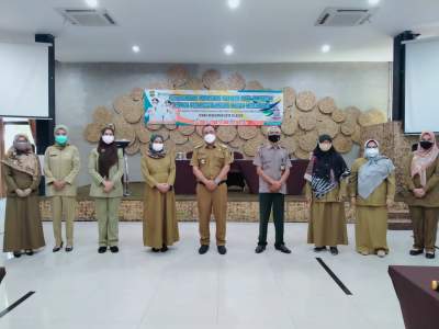 Walikota Cilegon, Helldy Agustian membuka acara pelatihan penguatan SDM Penanggulangan Krisis Kesehatan dan Simulasi SOP berlokasi di salah satu hotel di Kota Cilegon, Senin (27/9/2021).