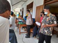 Kapolsek Pasar Kemis Tinjau Vaksinasi Merdeka