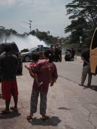 Kardus diduga Bom Gegerkan Warga Cikande