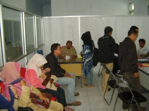 Pemohon Kartu Kuning Membeludak