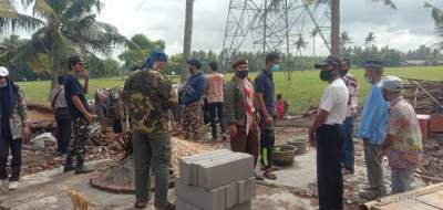 Pramuka di Sepatan &amp; Banser Bahu-Membahu Bantu Warga Terdampak Puting Beliung Pakuhaji