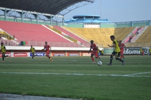 Perserang Ditahan Imbang Persipani
