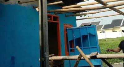 Tempat Karaoke liar di Teluk Jakarta Pasar Kemis Dibongkar