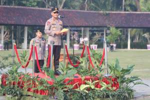 Di Kab Tangerang, Brigjen Pol Sabilul Alief Pimpin Upacara Deklarasi Polisi RW