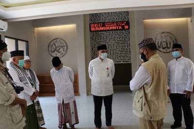 Zaki Resmikan Mesjid Qolbun Salim Pagedangan