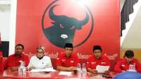 Pengurus DPC PDI Perjuangan Kota Tangerang memberikan keterangan pers.
