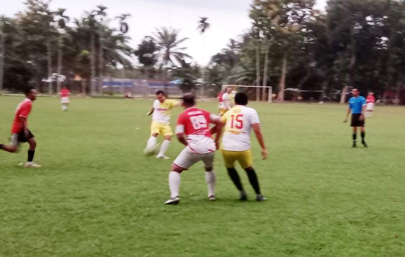 Adlin Tambunan Ajak Generasi Muda Latihan Sepak Bola Bersama, Dorong Pengembangan Talenta dan Pengamanan di Lapangan