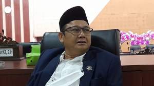 Ketua DPRD Kota Tangsel, Abdul Rasyid.