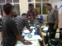 Pleno Penghitungan Di Ciwaduk Ricuh