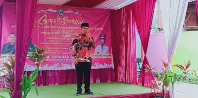 Anggota DPRD Ahmad Supriadi Saat Memberikan Sambutan Di Acara Lepas Sambut Lurah Bunder Kec Cikupa