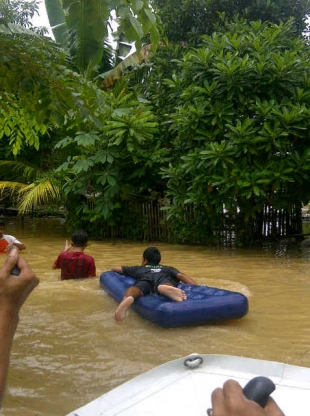 Ratusan Rumah di Mustika Kembali Terendam