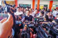 Ketua MPR RI Bambang Soesatyo saat menghadiri peresmian Graha PENA 98 di Menteng, Jakarta, Minggu (19/2/2023).