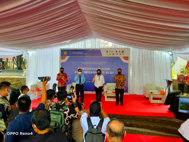 Mentri Keuangan Pasangi Plang Aset eks BLBI Di Taman Sari Lippo Karawaci