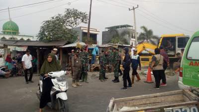 Kodim 0602/Serang Sinergi Dengan Pemkot Serang  Bersih Bersih Pasar Rau