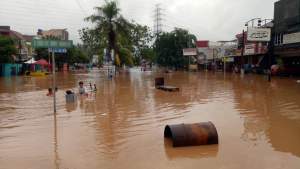 Akibat Hujan Deras Cilegon di Kepung Banjir