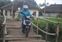 Pembangunan Jembatan Cibama Diundur