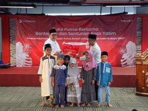 Peringati Nuzulul Quran, Bank Banten Santuni Anak Yatim dan Gelar Bazar Murah
