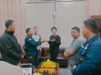 FKJKT potong tumpeng bersama Kajari.