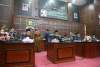  Wali Kota Serang Syafrudin saat menyampaikan Rapat LKPJ di gedung DPRD Kota Serang
