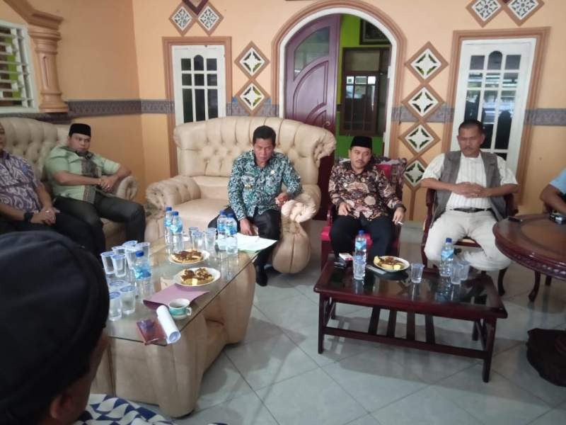 Dikunjungi Walikota Serang, Warga Curug Rencanakan Aksi Esok Minta Peternakan Ayam Tutup