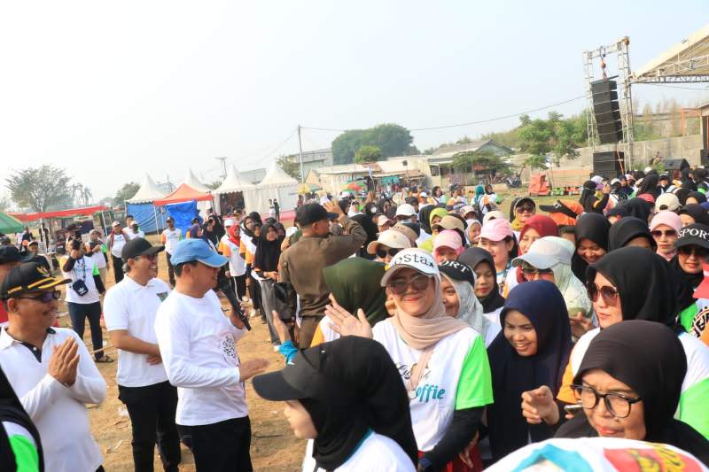 Sekda Lepas Jalan Santai dan Senam Bersama 