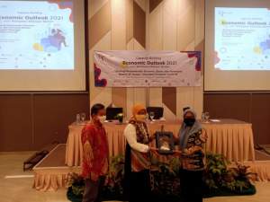 Jalin Silaturahmi, Pokja Ekbispar Banten Gelar Capacity Building Economic Outlook 2021