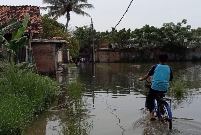 Diguyur Hujan, Kelurahan Salembaran Kosambi Dilanda Banjir