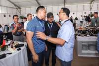 Nonton Formula E, AHY Disambut Akrab Anies Baswedan