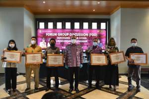 Bupati Tangerang Berikan Penghargaan Kepada 12 Perusahaan
